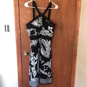 New White House Black Market Dress